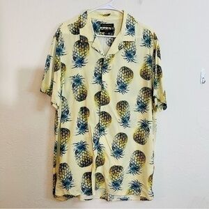 Banana Republic Pineapple Print Slim Soft Resort Shirt Size Large Yellow/Blue